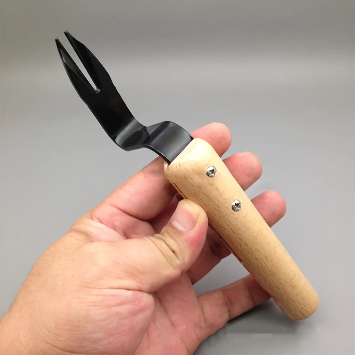 Stainless Steel Weed Puller with Wood Handle