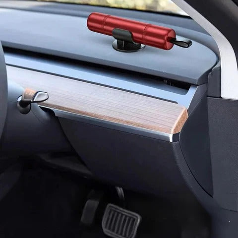 Emergency Car Escape Tool